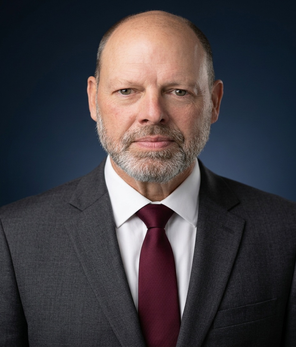 Headshot of Mark Stowe